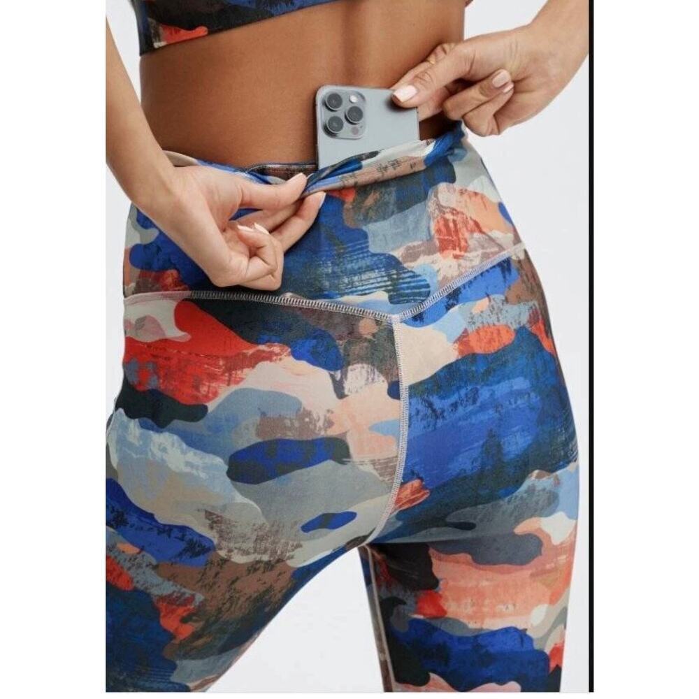 FABLETICS HIGH WAISTED LEGGINGS SZ SMALL ROYAL BLUE ORANGE CAMO PHONE POCKET - Picture 4 of 16